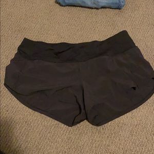 Black lulu shorts